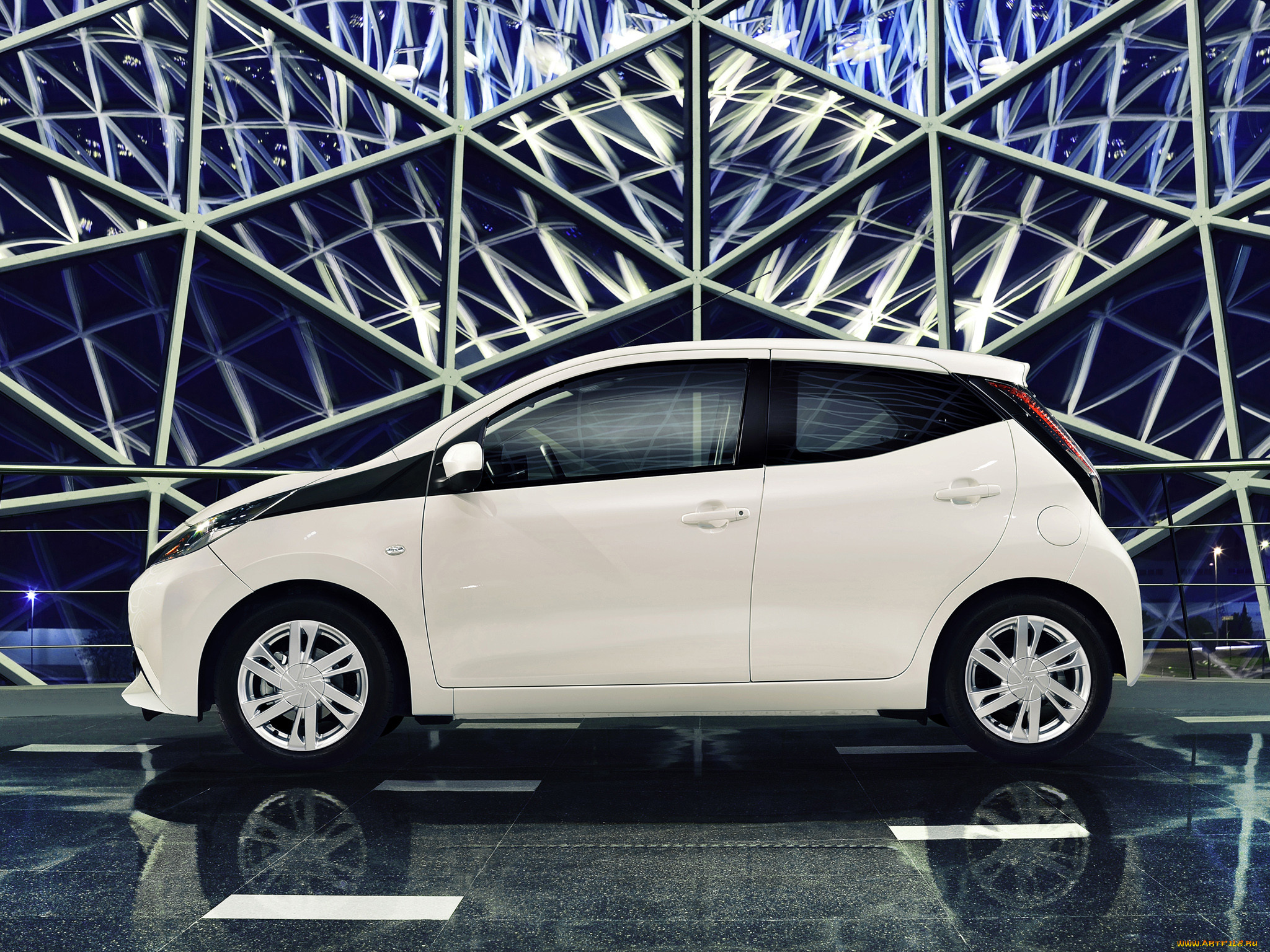 , toyota, aygo, 2014, 5-door